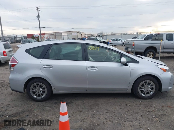 2015 Toyota Prius Two with VIN JTDZN3EU8FJ025687, listed as a IAAI auction lot 41813893 with 81,264 mi miles and . Bid and sale history available at DreamBid. Image 13.