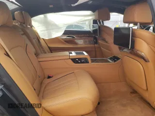 2019 BMW 7 Series 750i xDrive с VIN WBA7F2C53KB239689, выставлен на аукционе Copart как лот 55493754 с пробегом Не указан миль и . История ставок и продаж доступна на DreamBid. Изображение 10.