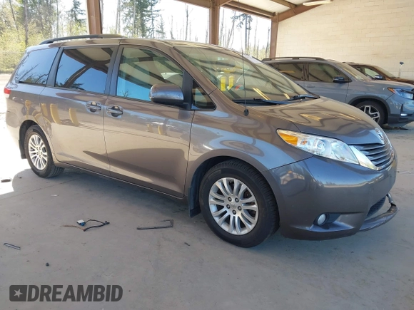 2011 Toyota Sienna XLE AAS with VIN 5TDYK3DC7BS047822, listed as a IAAI auction lot 42073635 with 150,424 mi miles. Bid and sale history available at carsss.com. Image 1.