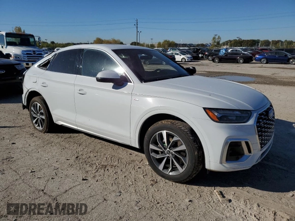 2021 Audi Q5 Sportback Premium Plus with VIN WA15AAFY8M2083428, listed as a Copart auction lot 74884974 with 39,937 mi miles and Non repairable. Bid and sale history available at DreamBid. Image 4.