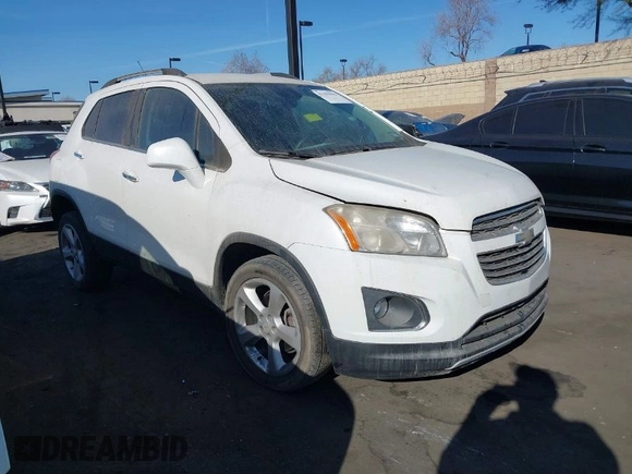2015 Chevrolet Trax LTZ with VIN KL7CJTSB3FB235433, listed as a IAAI auction lot 41191943 with 157,297 mi miles. Bid and sale history available at carsss.com. Image 1.