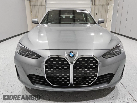 2024 BMW 4 Series 430i xDrive with VIN WBA73AV09RFS86054, listed as a Copart auction lot 52459395 with 27,653 mi miles and Clean Title. Bid and sale history available at carsss.com. Image 5.