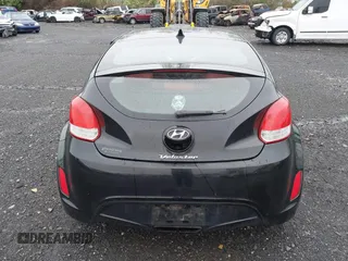 2012 Hyundai Veloster w/Gray Int z VIN KMHTC6AD0CU080630, wystawiony jako IAAI lot #42191015 z przebiegiem 48 405 mil mil oraz . Historia ofert i sprzedaży dostępna na DreamBid. Obrazek 16.
