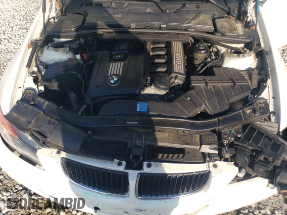 2008 BMW 3 Series 328i with VIN WBAVA33538K054109, listed as a Copart auction lot 60076685 with 149,001 mi miles and Salvage title. Bid and sale history available at DreamBid. Image 11.