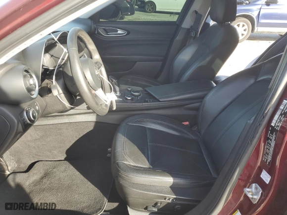2018 Alfa Romeo Giulia with VIN ZARFAEBN2J7577821, listed as a Copart auction lot 89363685 with 0 mi miles and Non Repairable. Bid and sale history available at carsss.com. Image 7.
