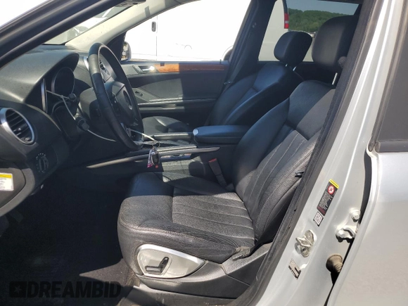 2006 Mercedes-Benz M 350 with VIN 4JGBB86E86A010441, listed as a Copart auction lot 54656245 with 236,121 mi miles and Salvage Title. Bid and sale history available at DreamBid. Image 7.