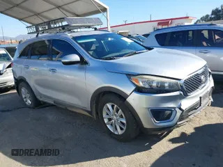 2017 Kia Sorento LX with VIN 5XYPGDA36HG235972, listed as a IAAI auction lot 41656427 with 129,623 mi miles. Bid and sale history available at carsss.com. Image 1.