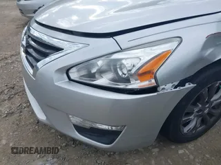 2015 Nissan Altima S z VIN 1N4AL3AP5FC576740, wystawiony jako IAAI lot #42229759 z przebiegiem 75 812 mil mil oraz . Historia ofert i sprzedaży dostępna na DreamBid. Obrazek 12.