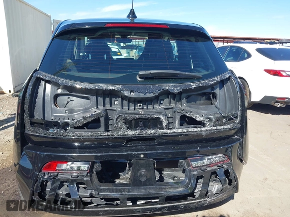2016 BMW i3 z VIN WBY1Z2C51GV556942, wystawiony jako IAAI lot #40681795 z przebiegiem 56 886 mil mil oraz . Historia ofert i sprzedaży dostępna na DreamBid. Obrazek 6.