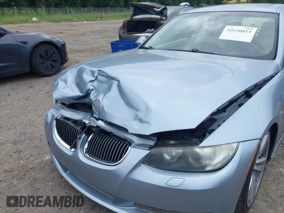2009 BMW 3 Series 335i with VIN WBAWB73579P046401, listed as a IAAI auction lot 42650813 with 85,239 mi miles and . Bid and sale history available at DreamBid. Image 14.