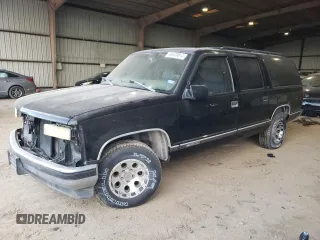 1997 Chevrolet Suburban with VIN 3GNEC16R3VG128803, listed as a Copart auction lot 86439814 with 132,747 mi miles and Clean title. Bid and sale history available at DreamBid. Image 1.
