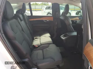 2023 Volvo XC90 Plus with VIN YV4062PN5P1978068, listed as a Copart auction lot 60688515 with 24,148 mi miles and Salvage title. Bid and sale history available at DreamBid. Image 11.