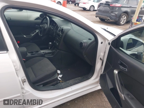 2010 Pontiac G6 1SD with VIN 1G2ZA5EB5A4166444, listed as a IAAI auction lot 42711317 with 146,234 mi miles and . Bid and sale history available at DreamBid. Image 5.