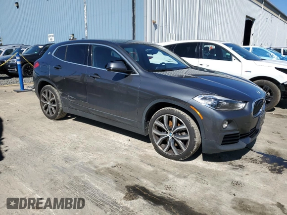 2018 BMW X2 xDrive28i with VIN WBXYJ5C30JEF80055, listed as a Copart auction lot 49510255 with 68,916 mi miles and Salvage Title. Bid and sale history available at carsss.com. Image 4.