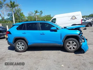 2019 Toyota RAV4 LE with VIN 2T3K1RFV6KW026338, listed as a IAAI auction lot 41763193 with 152,909 mi miles. Bid and sale history available at carsss.com. Image 13.