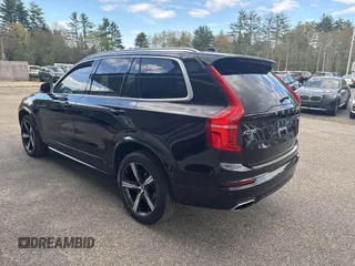 2016 Volvo XC90 T6 R-Design z VIN YV4A22PM2G1093365, wystawiony jako IAAI lot #42237013 z przebiegiem 210 069 mil mil oraz . Historia ofert i sprzedaży dostępna na DreamBid. Obrazek 3.