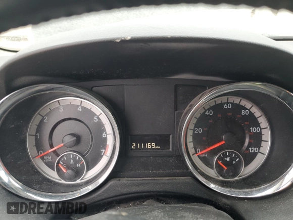2017 Dodge Grand Caravan SE with VIN 2C4RDGBG3HR741842, listed as a Copart auction lot 49535695 with 211,169 mi miles and Clean Title. Bid and sale history available at DreamBid. Image 9.