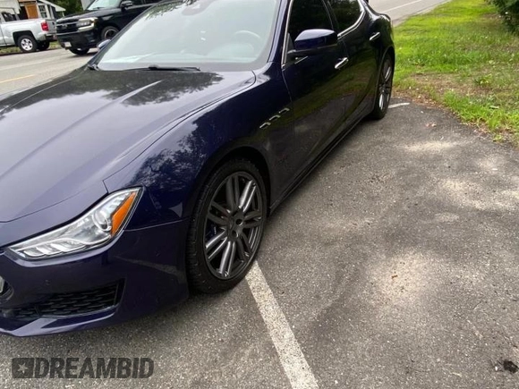 2018 Maserati Ghibli S Q4 GranLusso with VIN ZAM57YTL2J1270859, listed as a Copart auction lot 53960495 with 34,164 mi miles and Clean Title. Bid and sale history available at carsss.com. Image 2.