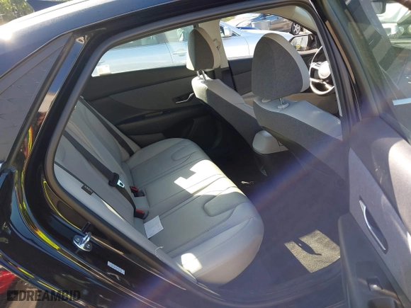2024 Hyundai Elantra Limited with VIN KMHLP4DG3RU838399, listed as a IAAI auction lot 41988552 with 21,410 mi miles. Bid and sale history available at carsss.com. Image 8.