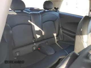 2015 MINI Hardtop с VIN WMWXM5C53FT942331, выставлен на аукционе Copart как лот 54213935 с пробегом Не указан миль и Списание • Salvage title. История ставок и продаж доступна на DreamBid. Изображение 10.