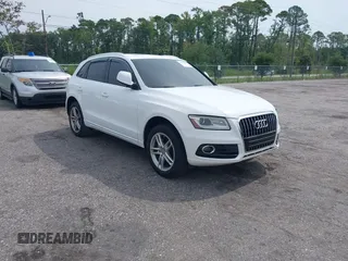 2014 Audi Q5 Premium Plus with VIN WA1LFAFP8EA045477, listed as a IAAI auction lot 42680004 with 165,623 mi miles and . Bid and sale history available at DreamBid. Image 1.