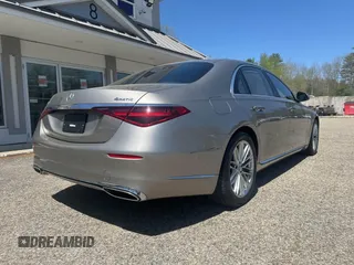 2021 Mercedes-Benz S 580 with VIN W1K6G7GB5MA038965, listed as a IAAI auction lot 42168395 with 90,055 mi miles and . Bid and sale history available at carsss.com. Image 4.