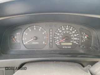 2000 Toyota Sienna LE z VIN 4T3ZF13C5YU247698, wystawiony jako Copart lot #53968755 z przebiegiem Nie podano mil oraz Szkoda całkowita • Salvage title. Historia ofert i sprzedaży dostępna na DreamBid. Obrazek 9.