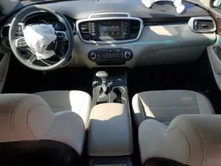2020 Kia Sorento LX with VIN 5XYPG4A3XLG701329, listed as a Copart auction lot 50432765 with 96,758 mi miles and Non Repairable. Bid and sale history available at carsss.com. Image 8.