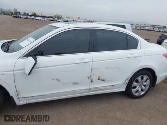 2009 Honda Accord EX z VIN 1HGCP26779A032901, wystawiony jako IAAI lot #42043319 z przebiegiem 231 311 mil mil oraz . Historia ofert i sprzedaży dostępna na DreamBid. Obrazek 6.