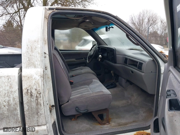 1996 Dodge Ram 1500 with VIN 1B7HF16Y5TS648902, listed as a IAAI auction lot 41453331 with 176,701 mi miles. Bid and sale history available at carsss.com. Image 5.