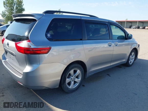 2017 Toyota Sienna LE Auto Access Seat with VIN 5TDKZ3DC4HS773762, listed as a IAAI auction lot 40350728 with 86,271 mi miles and . Bid and sale history available at DreamBid. Image 4.
