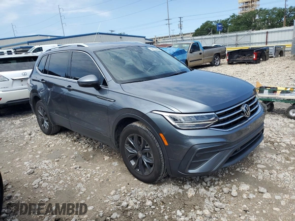 2022 Volkswagen Tiguan SE z VIN 3VV3B7AX6NM138384, wystawiony jako Copart lot #56172065 z przebiegiem 45 074 mil mil oraz Szkoda całkowita • Salvage title. Historia ofert i sprzedaży dostępna na DreamBid. Obrazek 4.