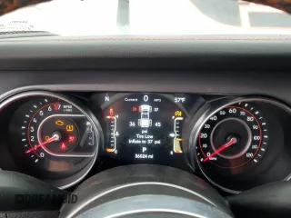 2021 Jeep Gladiator Mojave z VIN 1C6JJTEG7ML581050, wystawiony jako Copart lot #53290385 z przebiegiem 36 024 mil mil oraz Szkoda całkowita • Salvage title. Historia ofert i sprzedaży dostępna na DreamBid. Obrazek 9.