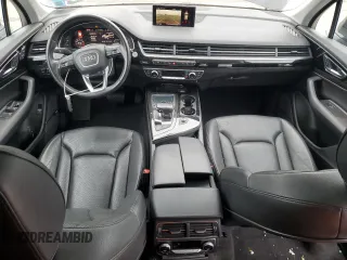 2017 Audi Q7 Premium Plus with VIN WA1LAAF75HD032610, listed as a Copart auction lot 55628665 with 47,523 mi miles and Salvage Title. Bid and sale history available at DreamBid. Image 8.