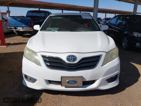 2011 Toyota Camry LE z VIN 4T1BF3EK7BU621018, wystawiony jako IAAI lot #42462962 z przebiegiem 286 932 mil mil oraz . Historia ofert i sprzedaży dostępna na DreamBid. Obrazek 6.
