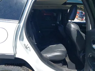 2014 Jeep Cherokee Limited with VIN 1C4PJLDS9EW163565, listed as a IAAI auction lot 42033048 with 183,048 mi miles. Bid and sale history available at carsss.com. Image 8.