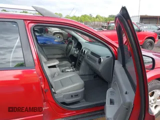 2005 Ford Freestyle SEL z VIN 1FMZK02105GA43559, wystawiony jako IAAI lot #42343125 z przebiegiem 155 887 mil mil oraz . Historia ofert i sprzedaży dostępna na DreamBid. Obrazek 5.
