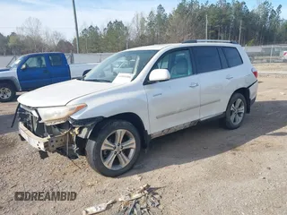 2012 Toyota Highlander Limited with VIN 5TDDK3EH0CS101438, listed as a IAAI auction lot 41893208 with 262,909 mi miles and . Bid and sale history available at DreamBid. Image 2.