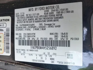 2017 Ford Mustang V6 z VIN 1FATP8EM4H5256892, wystawiony jako IAAI lot #41991537 z przebiegiem 39 861 mil mil oraz . Historia ofert i sprzedaży dostępna na DreamBid. Obrazek 9.