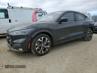 2022 Ford Mustang Mach-E Premium с VIN 3FMTK3SU5NMA30121, выставлен на аукционе Copart как лот 58409445 с пробегом 28 377 миль миль и Списание • Salvage title. История ставок и продаж доступна на DreamBid. Изображение 1.