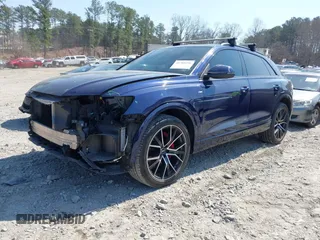 2019 Audi Q8 Premium Plus z VIN WA1EVBF18KD028606, wystawiony jako IAAI lot #41780296 z przebiegiem 72 117 mil mil oraz . Historia ofert i sprzedaży dostępna na DreamBid. Obrazek 2.