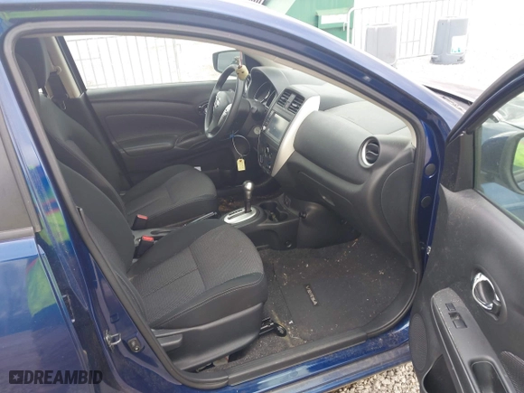 2019 Nissan Versa Sedan SV with VIN 3N1CN7AP3KL871325, listed as a IAAI auction lot 41170018 with 91,675 mi miles. Bid and sale history available at carsss.com. Image 5.
