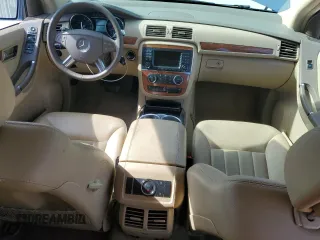 2006 Mercedes-Benz R-Class 3.5L with VIN 4JGCB65E76A027211, listed as a Copart auction lot 42973115 with 197,643 mi miles and Salvage Title. Bid and sale history available at carsss.com. Image 8.