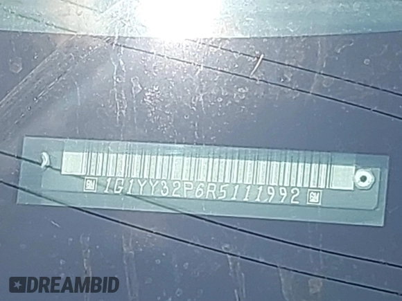 1994 Chevrolet Corvette z VIN 1G1YY32P6R5111992, wystawiony jako IAAI lot #42087310 z przebiegiem 72 086 mil mil oraz . Historia ofert i sprzedaży dostępna na DreamBid. Obrazek 9.