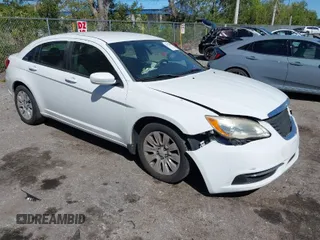 2012 Chrysler 200 LX with VIN 1C3CCBAB9CN135120, listed as a IAAI auction lot 41773905 with 148,625 mi miles. Bid and sale history available at carsss.com. Image 1.