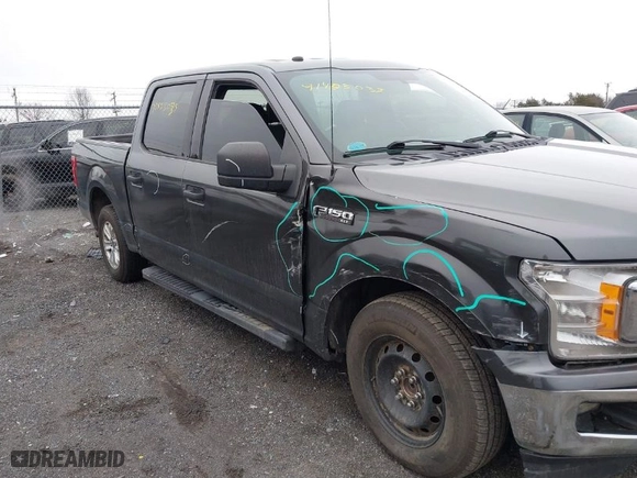 2018 Ford F-150 XL with VIN 1FTEW1CB8JFC64900, listed as a IAAI auction lot 41453035 with NaN miles. Bid and sale history available at carsss.com. Image 6.