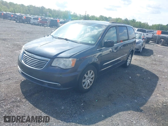 2014 Chrysler Town & Country Touring with VIN 2C4RC1BG0ER461081, listed as a IAAI auction lot 42157023 with 220,955 mi miles. Bid and sale history available at carsss.com. Image 2.