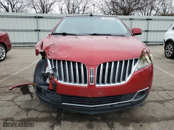 2011 Lincoln MKX with VIN 2LMDJ8JK8BBJ13614, listed as a Copart auction lot 49722575 with 161,221 mi miles and Salvage Title. Bid and sale history available at carsss.com. Image 5.