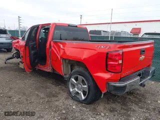 2018 Chevrolet Silverado 1500 LT with VIN 1GCVKREC9JZ204851, listed as a IAAI auction lot 41730255 with 100,930 mi miles. Bid and sale history available at carsss.com. Image 3.