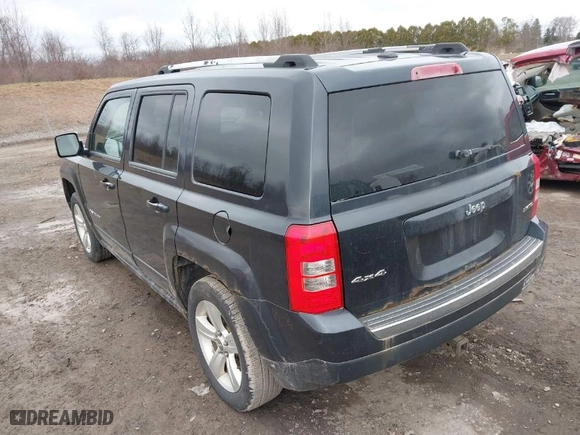 2014 Jeep Patriot Limited with VIN 1C4NJRCB8ED648089, listed as a IAAI auction lot 41801878 with 102,346 mi miles. Bid and sale history available at carsss.com. Image 3.